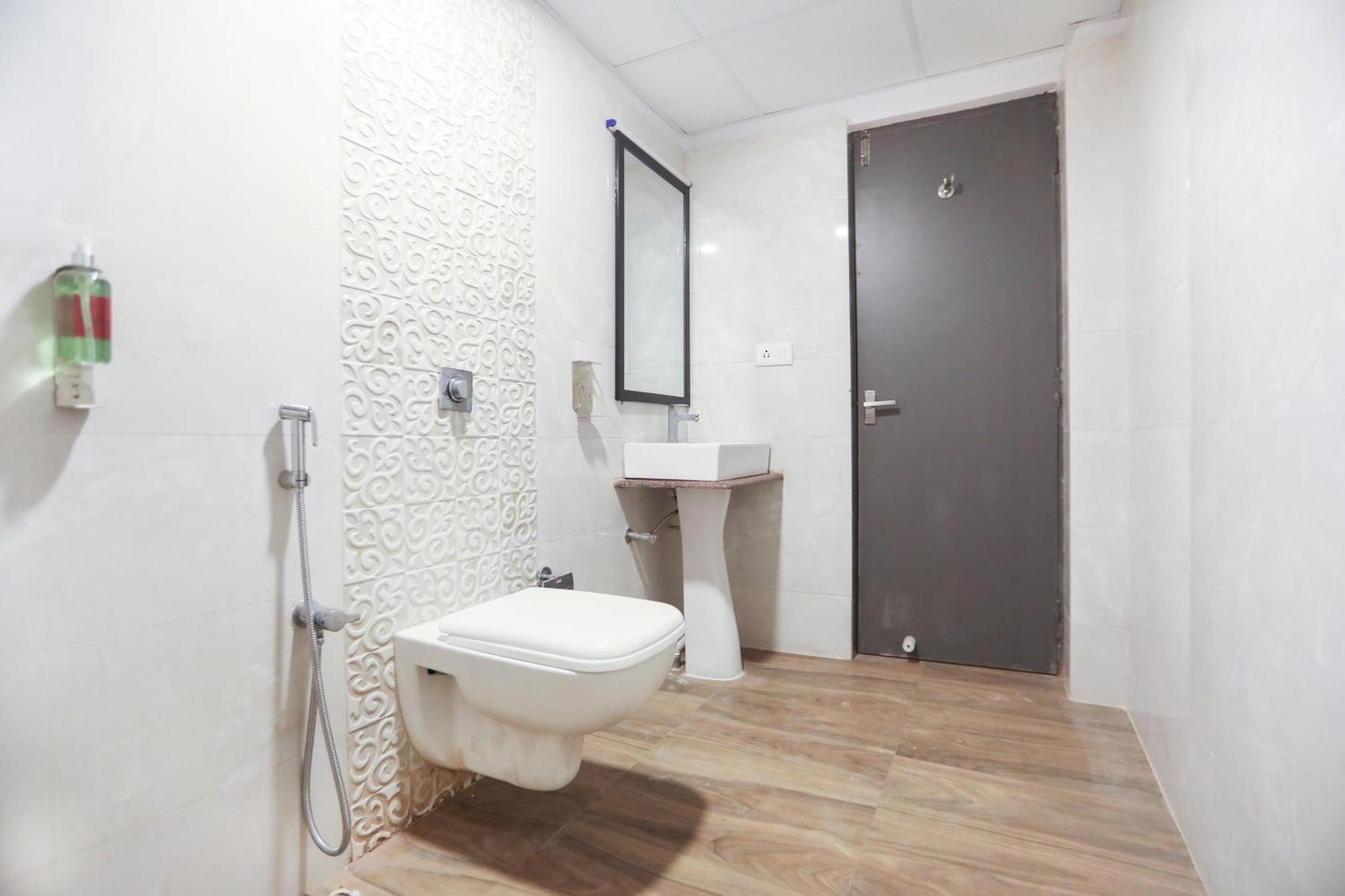Hotel Super Townhouse Suncitel Near Kolkata Airport Dum Dum Exterior foto